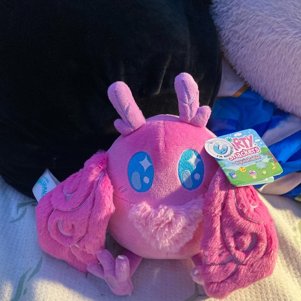 🇺🇸USA IMPORT⭐️ BNWT Pink Mothman mini Squishable